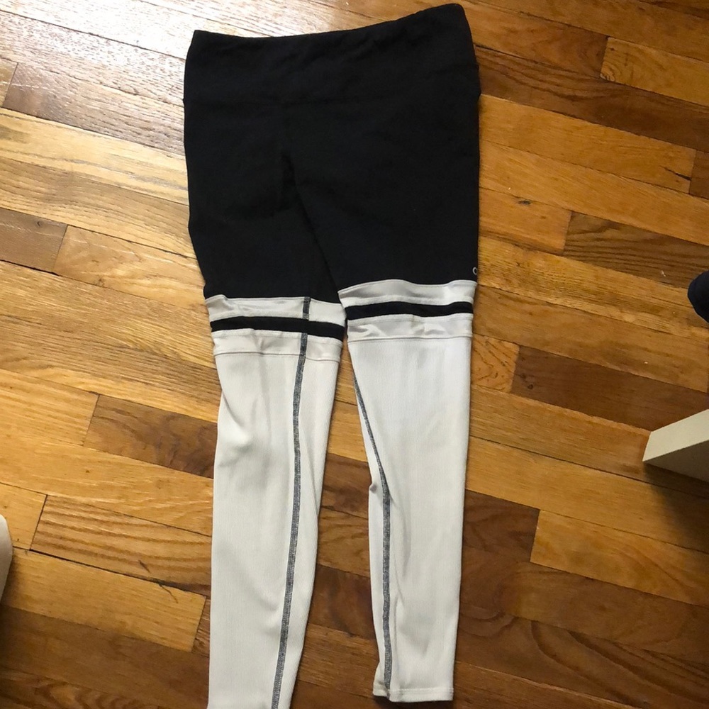 Alo Yoga leggings